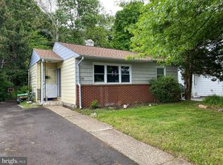 256 Clamer Rd, Ewing, NJ 08628