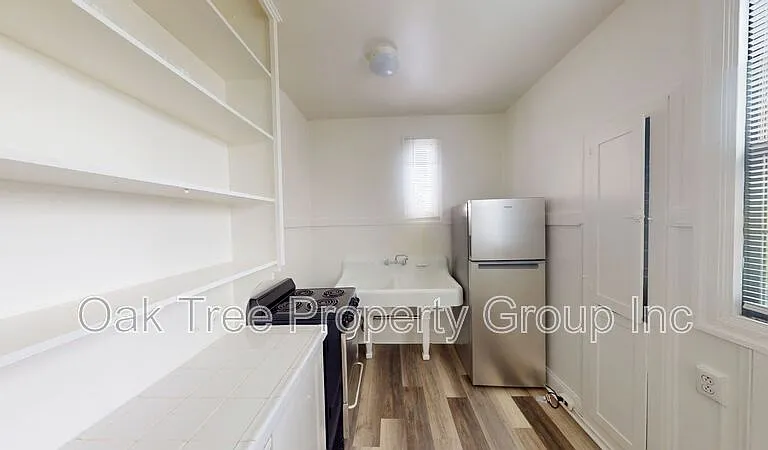 3505 Kempton Way #7 — Photo 6