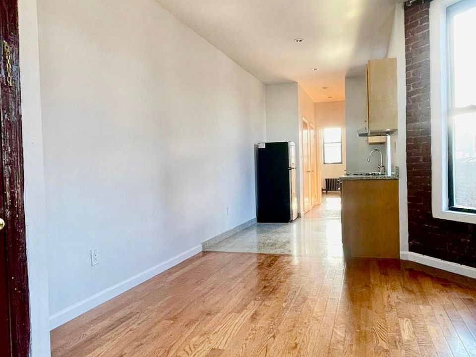 1st image of 123 E 116th St APT 6C