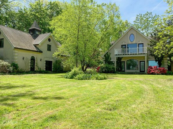 358 Centre Island Road, Centre Island, NY 11771