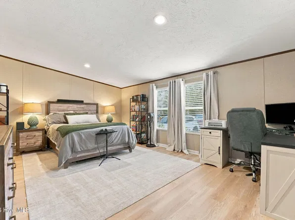 1367 Old Whiteville Road, Lumberton, NC 28358