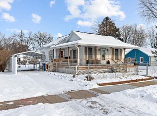 814 W Bent Ave, Oshkosh, WI 54901