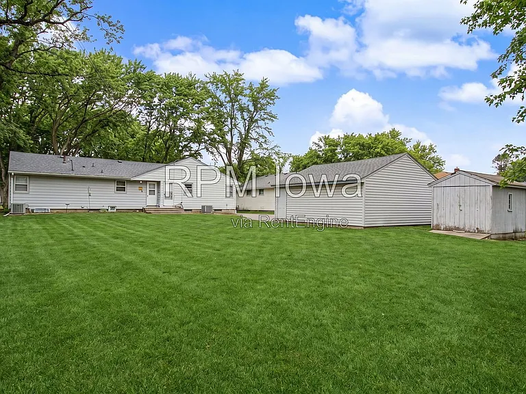 1314 Wilson Ave — Photo 5