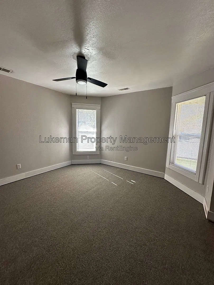 1 bed, 1.0 bath, $900 — Photo 4