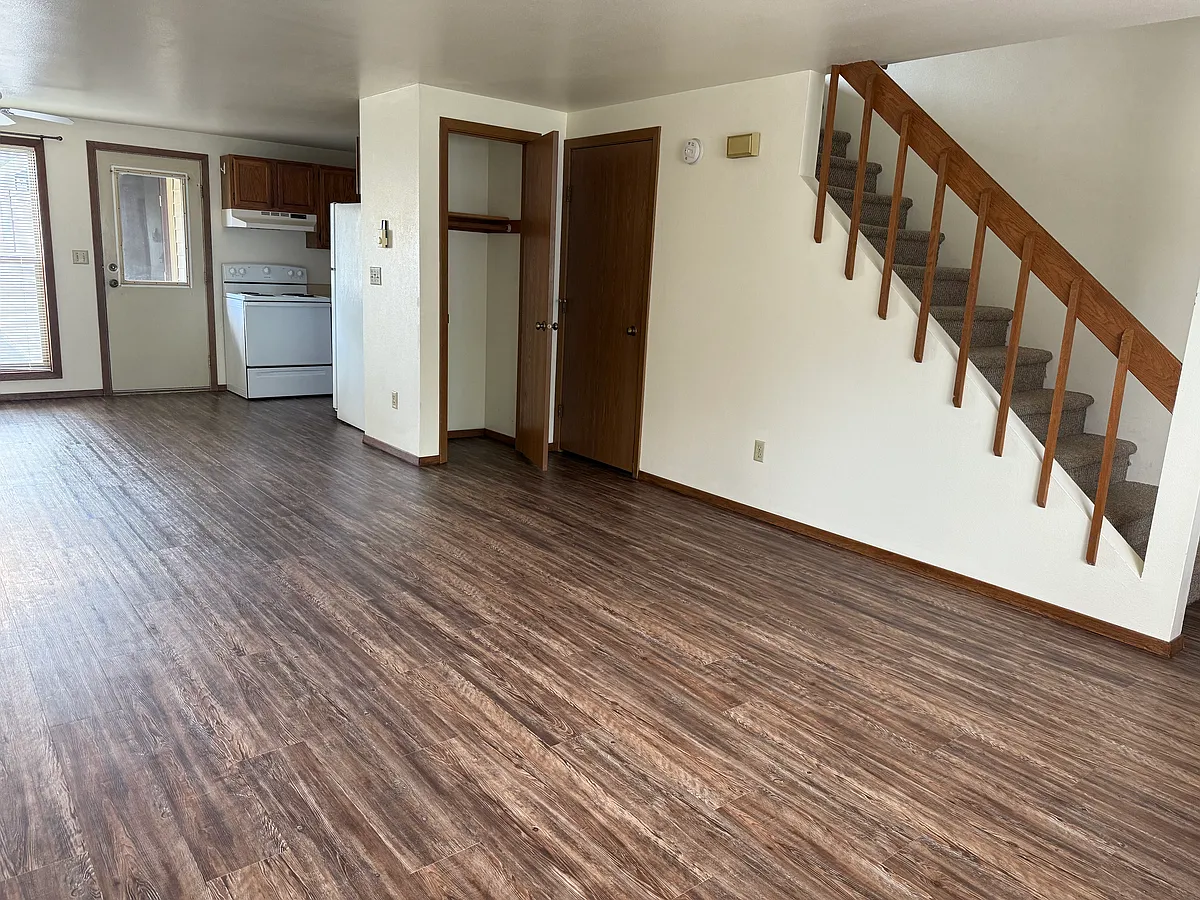 Building Photo - 2149 Michelle Ct #G