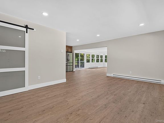 3rd image of 218 Johnson Road