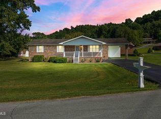 101 Chelsea Dr, Erwin, TN 37650