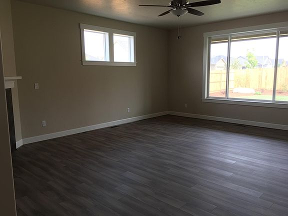 5th image of 3160 NW Canyon Dr