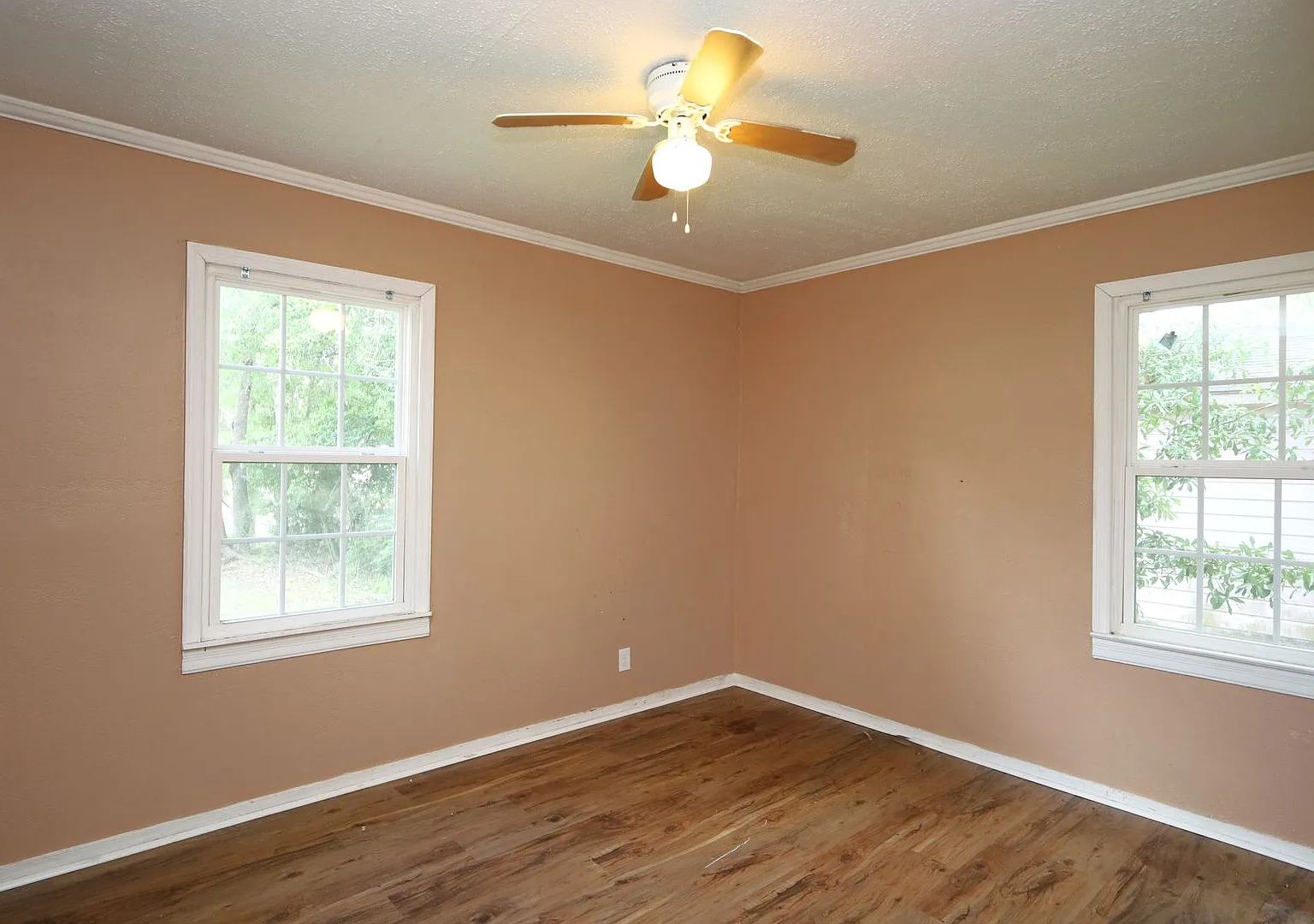 1706 N Lee St — Photo 3