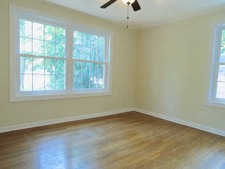 1554 Geraldine Dr — Photo 13