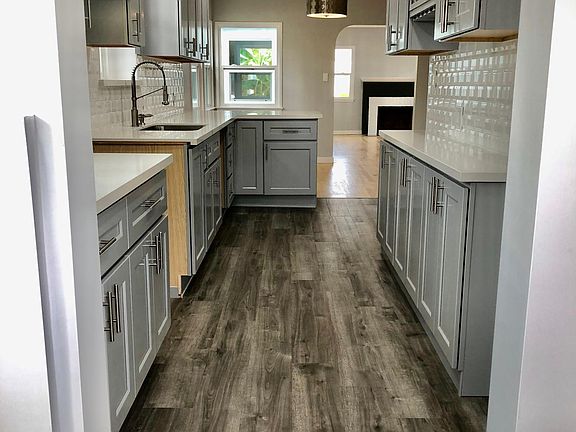 3rd image of 718 Highland Ave