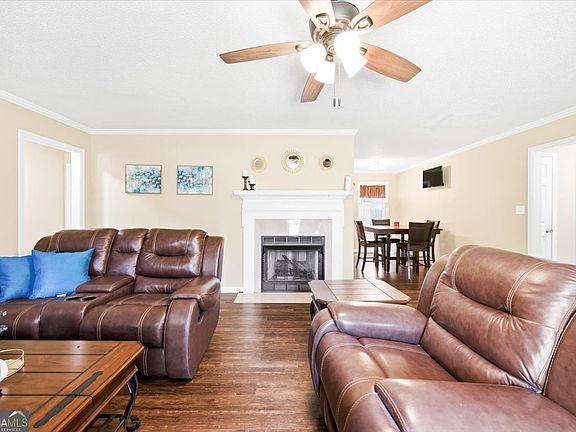 3rd image of 1251 Forsyth Landing Dr