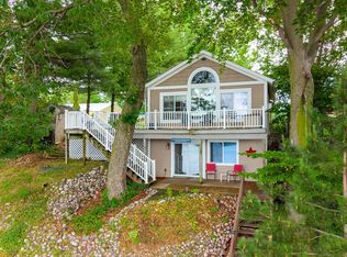11478 Handy Ln, Plainwell, MI 49080