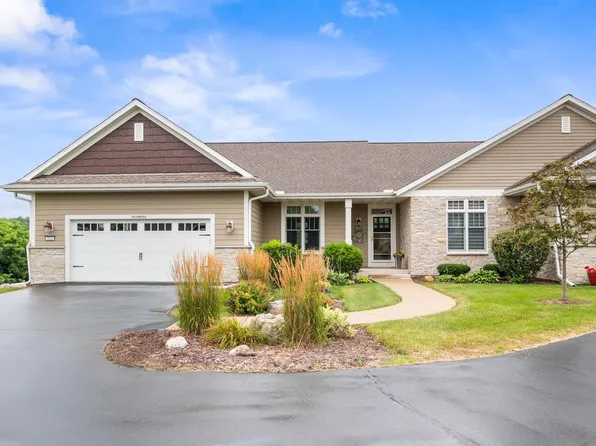 W314N369 Lara LANE, Delafield, WI 53018