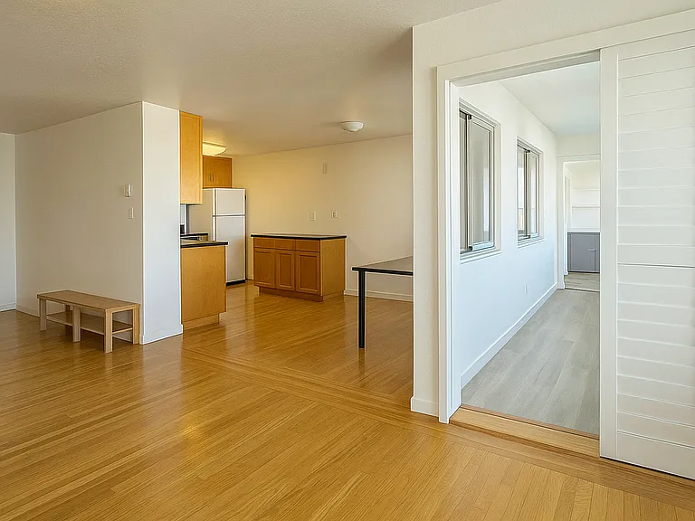 1821 Ogden Dr #12 — Photo 2