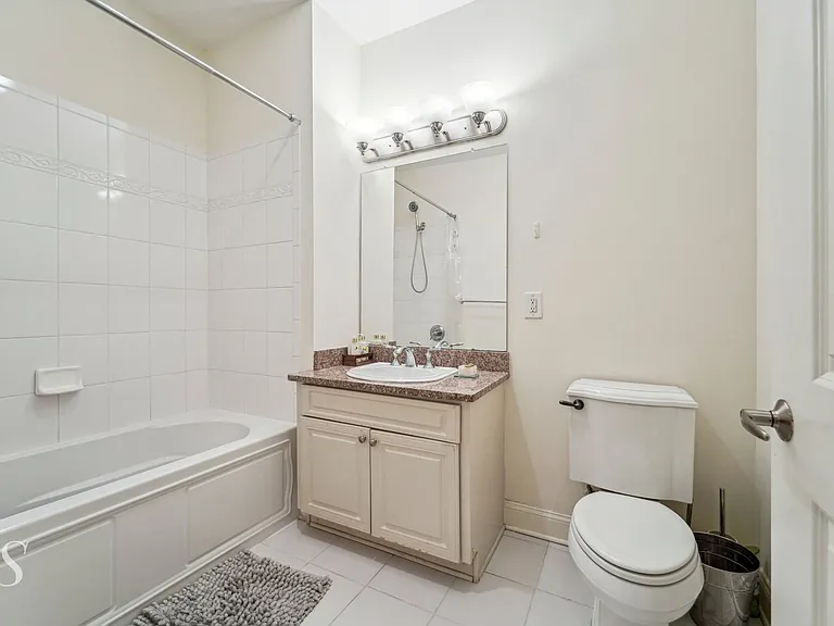 20 Avenue At Port Imperial #113 — Photo 10