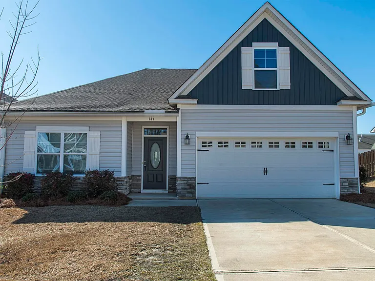 147 Doolittle Dr — Photo 1