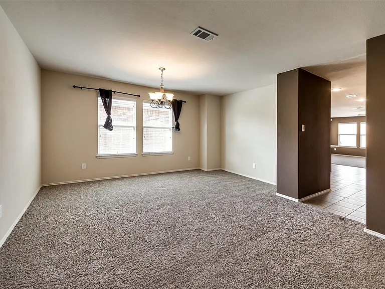 7000 Derbyshire Dr — Photo 6