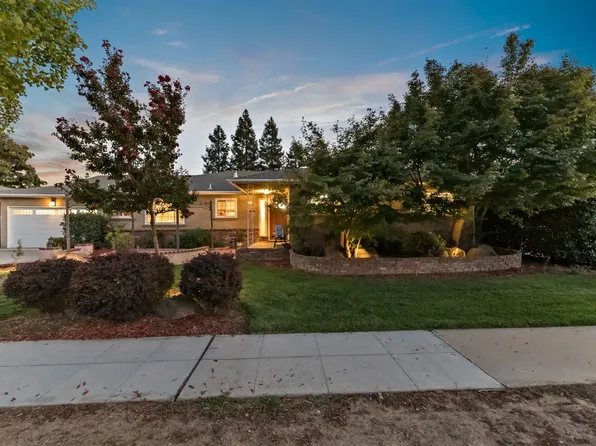 1477 E Mesa Ave, Fresno, CA 93710