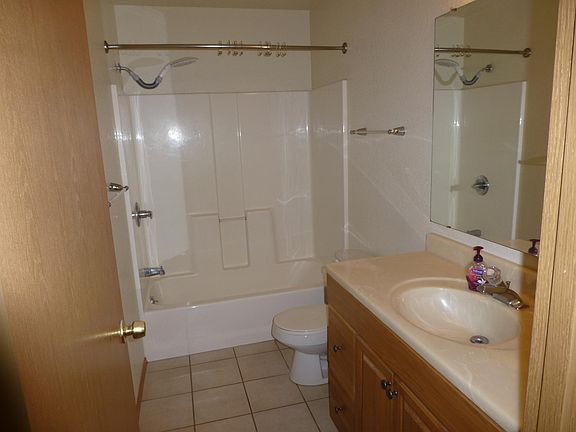5th image of 1209 Puget St NE