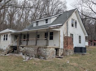 215 Robertson Ln, Castalian Springs, TN 37031