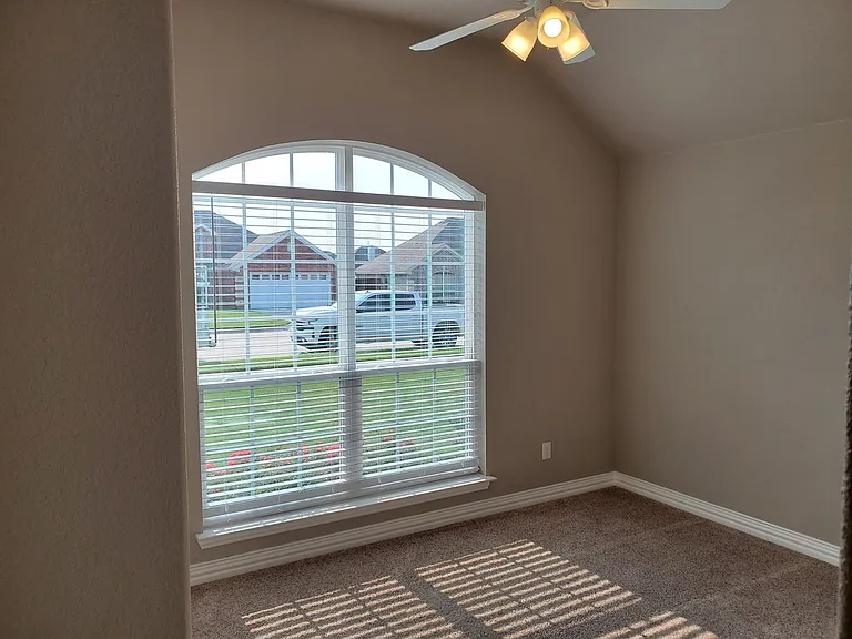 4810 Falcon Crest Blvd — Photo 13