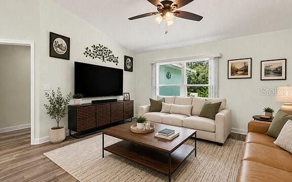 5th image of 941 W BANCROFT DRIVE