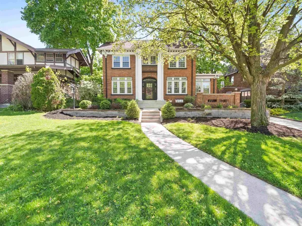 2108 Kensington Blvd, Fort Wayne, IN 46805