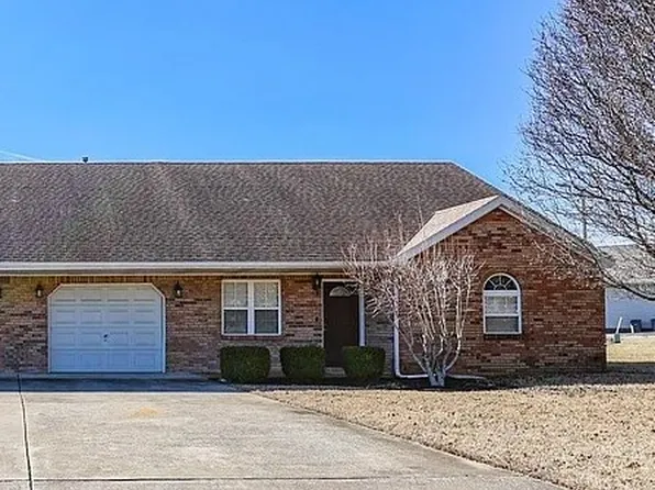 281 Lansing Ave, Paducah, KY 42003