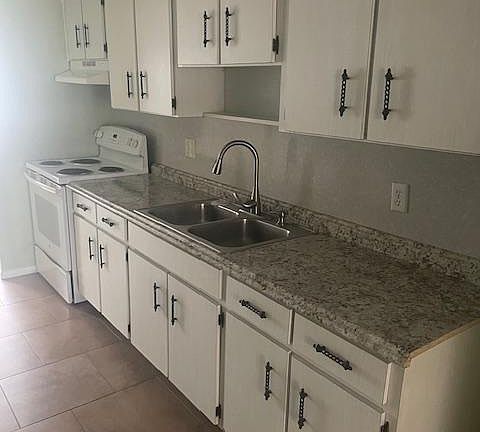 5th image of 5060 76th Ave N APT 305
