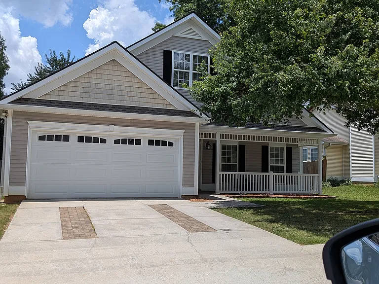 307 Prescott Ct — Photo 1