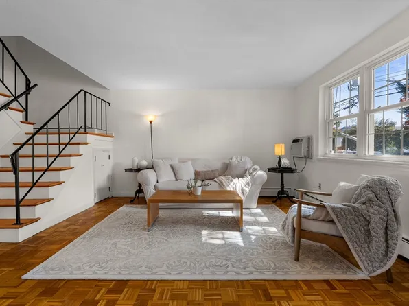 232 Rock St Unit 232, Norwood, MA 02062