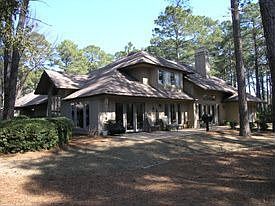 2nd image of 10 Wild Holly Ct