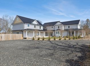 178 Main Rd, Riverhead, NY 11901