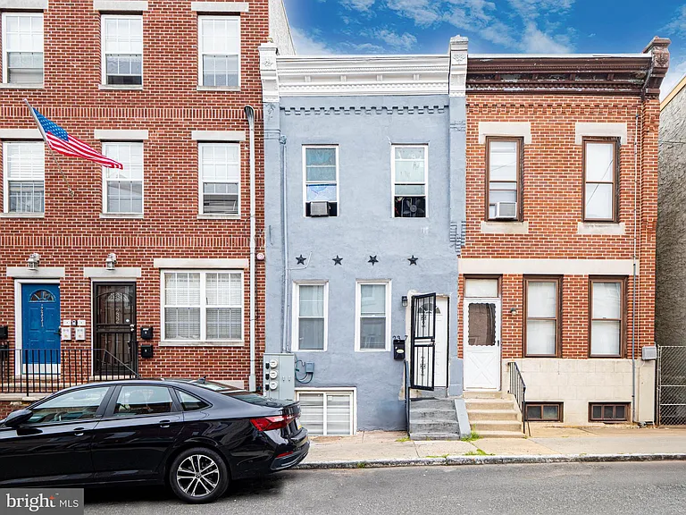 2327 N Carlisle St #1 — Photo 4