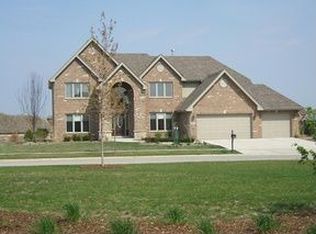 22353 Misty Falls Ln, Frankfort, IL 60423
