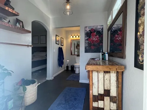 843 E Butler Dr, Phoenix, AZ 85020