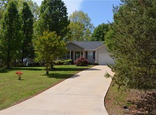275 Rosemont Dr, Stony Point, NC 28678