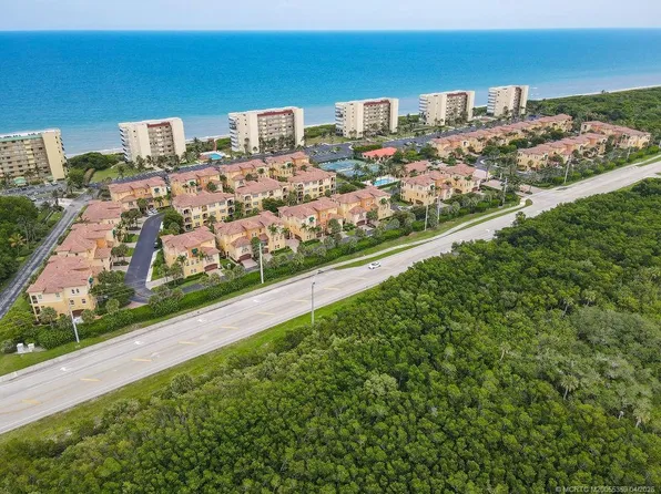 222 Ocean Bay Dr, Jensen Beach, FL 34957