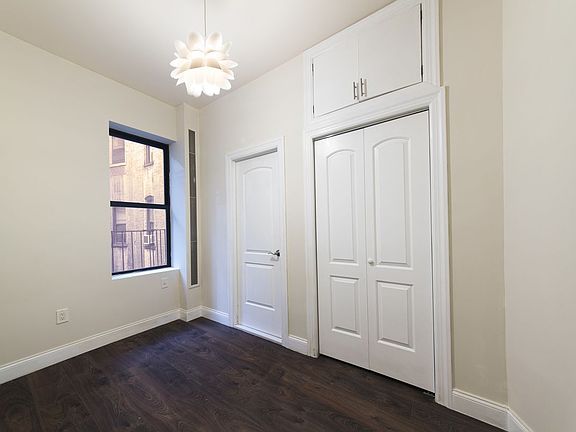 4th image of 561 Lenox Ave #19A