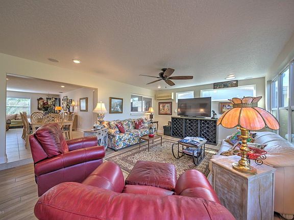 2nd image of 346 Brightwaters Dr