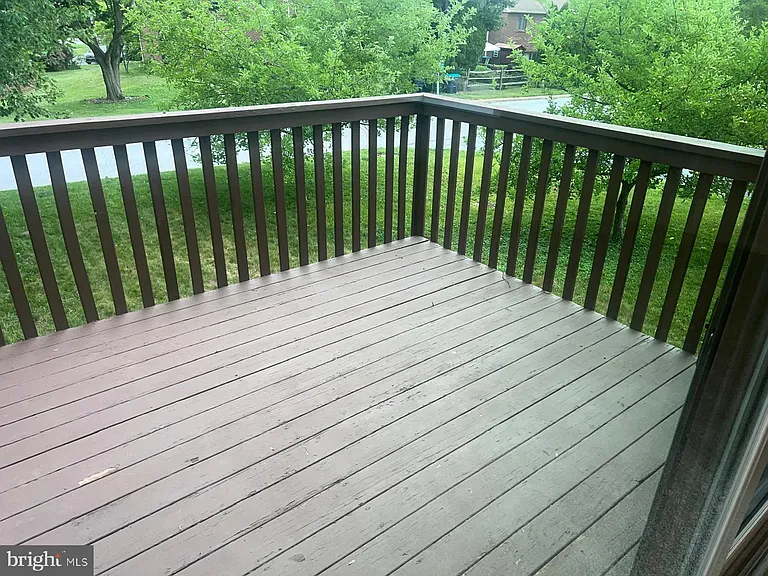 100 Conway Ct — Photo 7