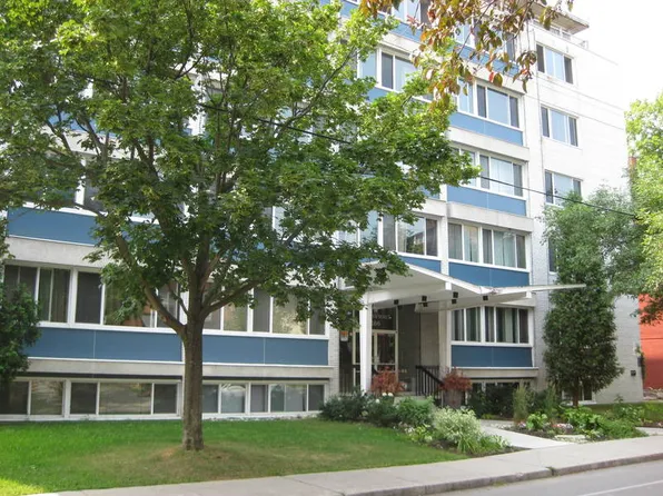 The Summit, 286 Wilbrod St, Ottawa, ON K1N 6M2