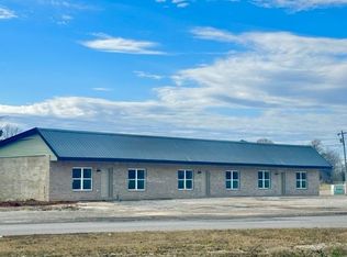 104 Old Memphis Rd, Tuscumbia, AL 35674