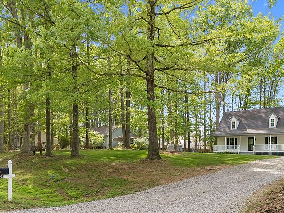 4th image of 157 Mill Creek Dr