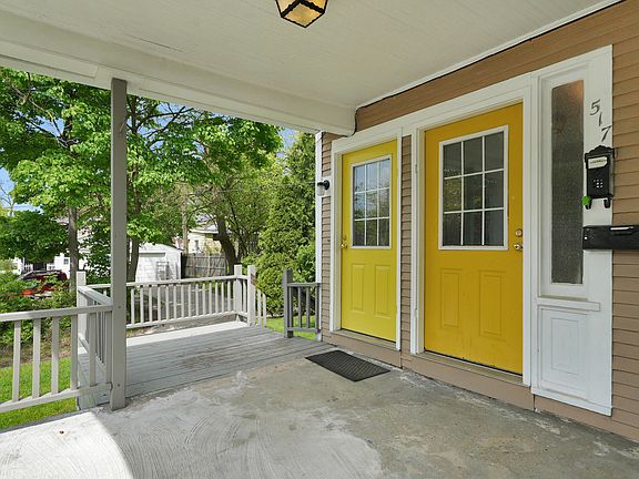 3rd image of 517 Spencer St NE