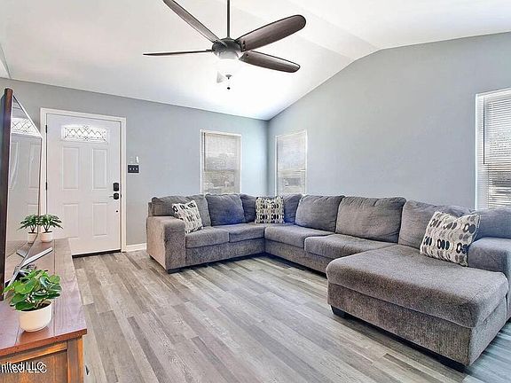 2nd image of 13369 Martin Ct