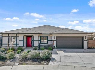 2670 Cleveland Pl, Manteca, CA 95337
