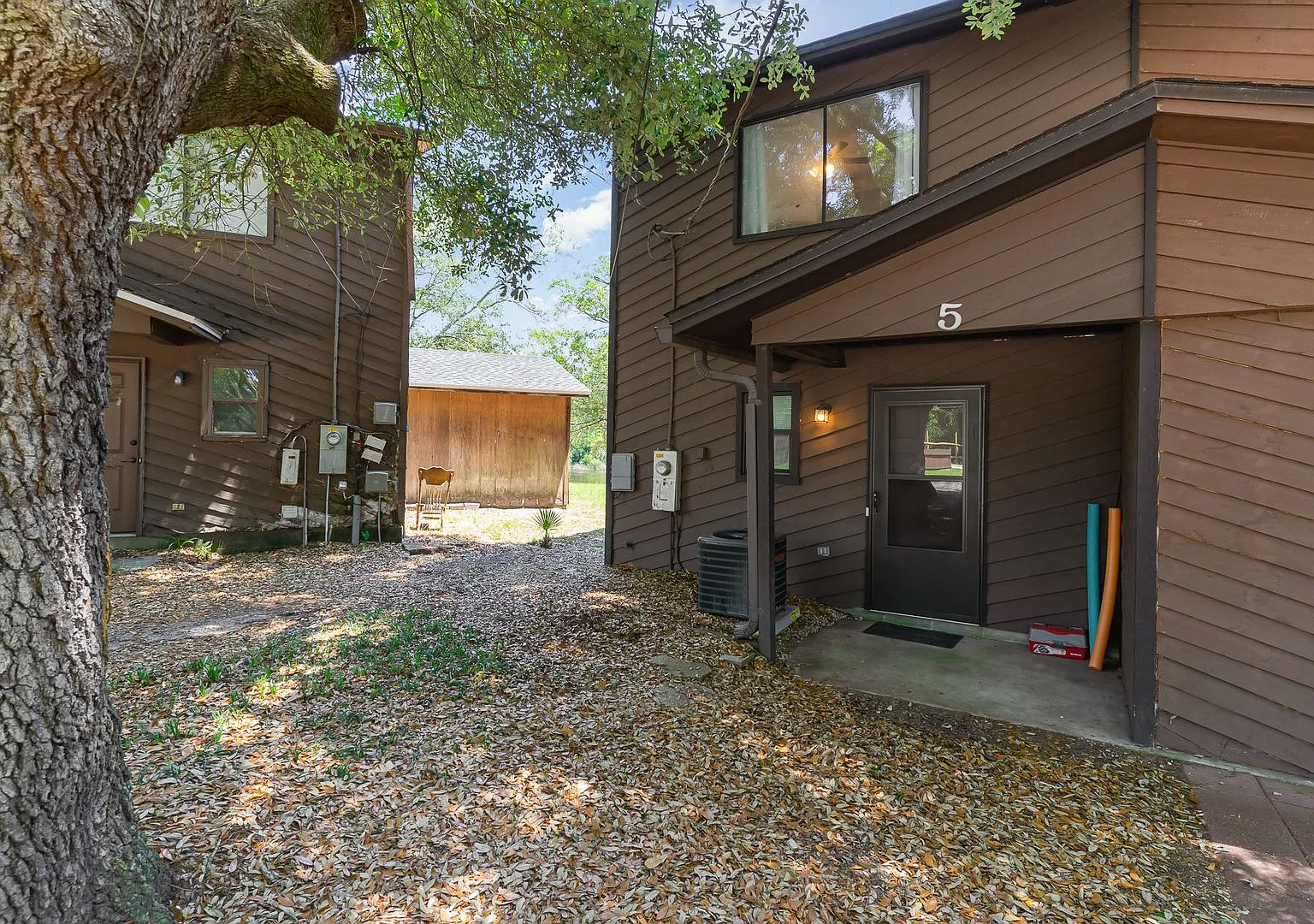 Waterfront Boatdock | Fully Furnished | Utilities Included | Minutes From Nas Pensacola — Photo 3