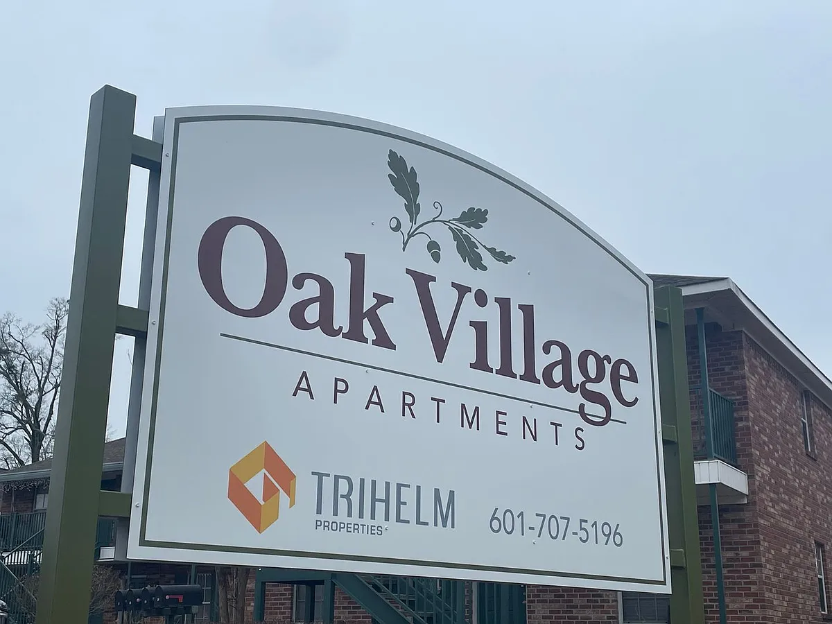 Building Photo - GS-Oak Village I